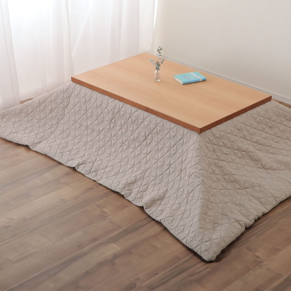 最終価格⭐︎こたつ布団 ヌード 長方形 日本製 無地 ベージュ 200×250cm Amazon | 家具の里 こたつ布団 (200×250cm) 長方形 グレーベージュ 薄